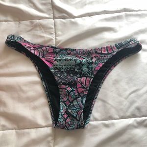 Cheaky bikini bottom